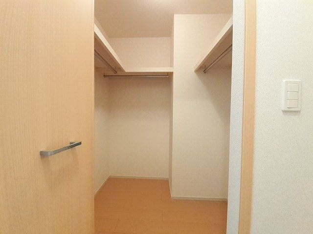 収納　たっぷりとした収納スペースです