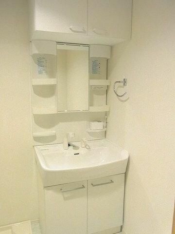 洗面設備　別タイプ部屋　参考写真です