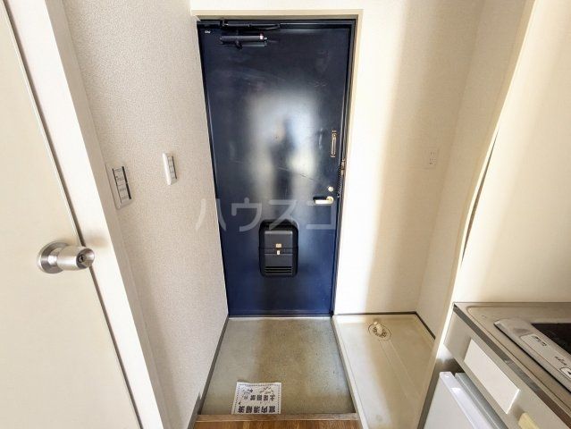 メゾンルミネの玄関写真