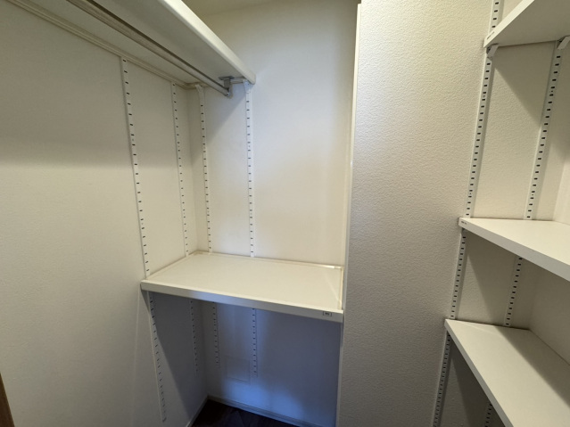 レーベン広島中広通り THE RESIDENCEの内装写真