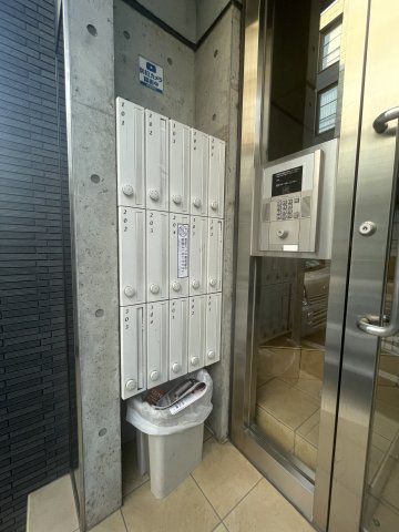 エクサム初台の外観写真