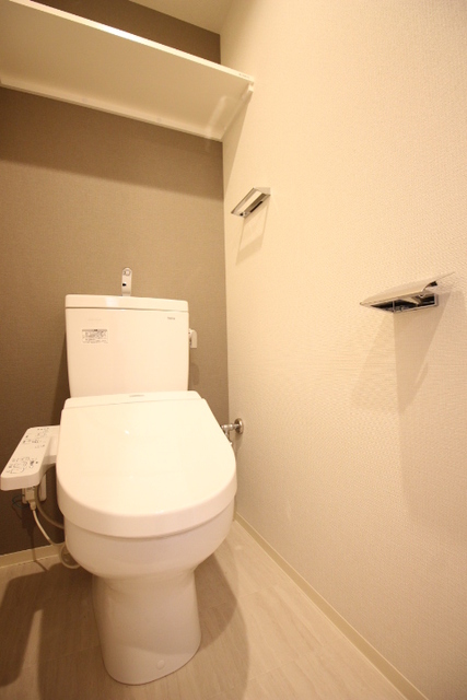 ブランシエスタ西宮のトイレ写真