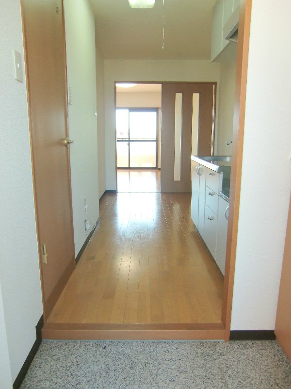 玄関　※他部屋参照・現況優先