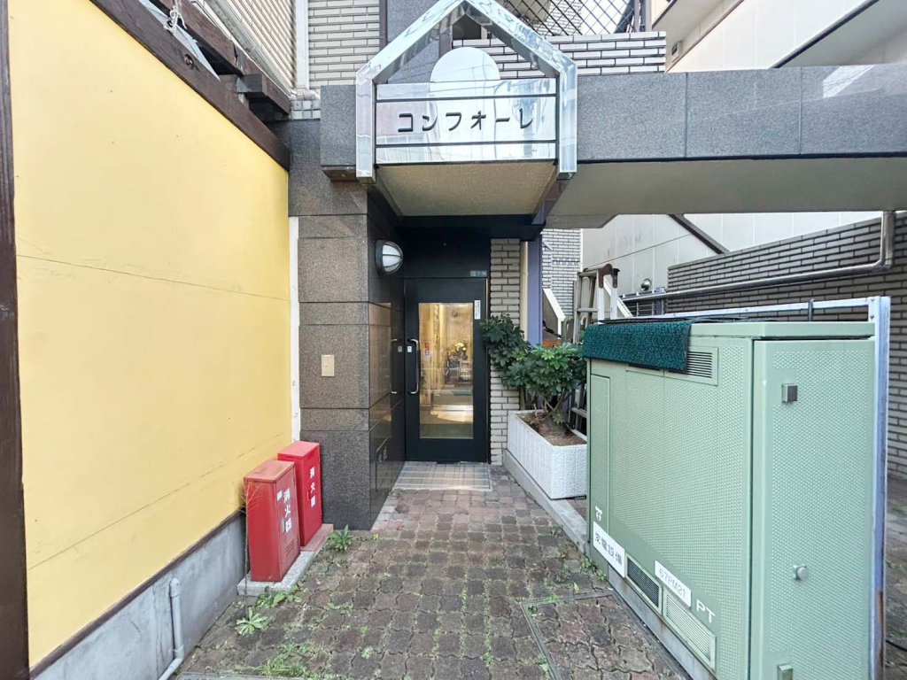 東急東横線 都立大学駅 徒歩5分 5階建 築36年の外観写真