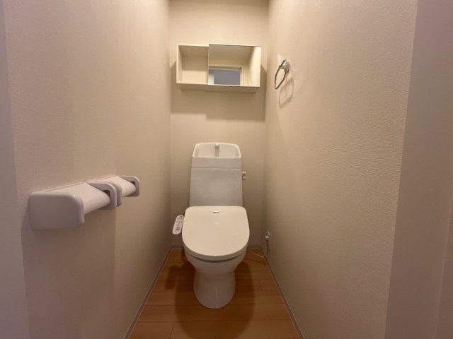 トイレ　シャワー付トイレ