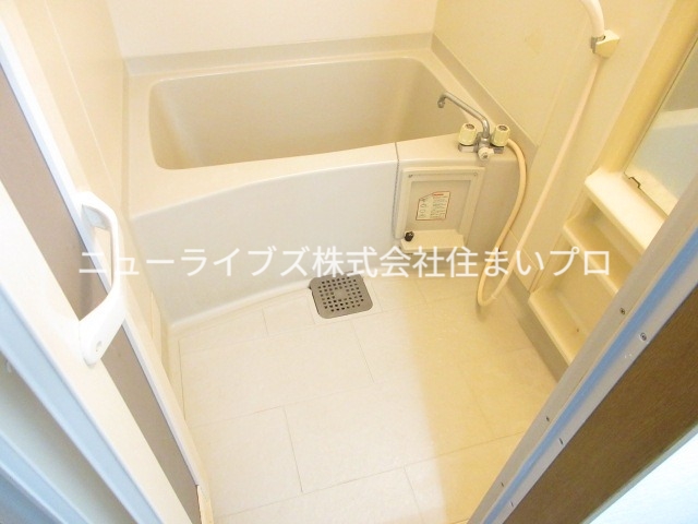 ソレイユ神田1棟の風呂写真