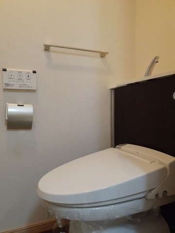 トイレ　清潔感のあるトイレです