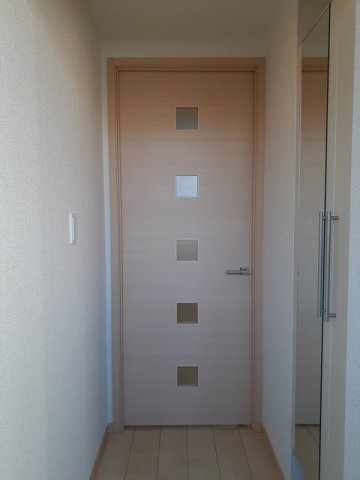 玄関　落ち着いた玄関です