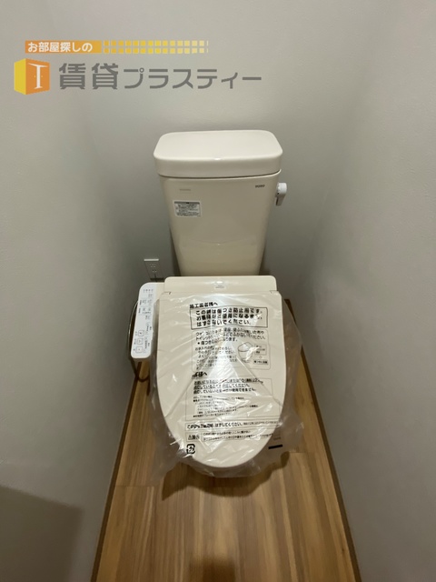 ＪＲ総武線 本八幡駅 徒歩8分 2階建 築40年のトイレ写真