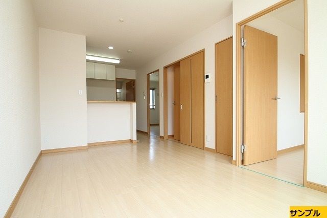 Reveur Marumoの居間写真