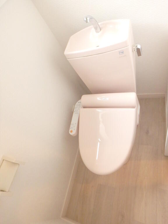 松風台公園前貸戸建のトイレ写真