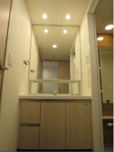 洗面設備　※他号室参考写真