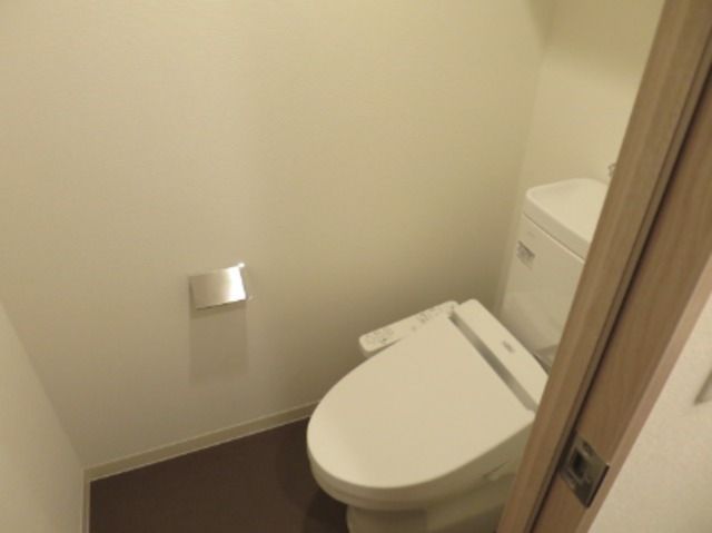 トイレ　※他号室参考写真