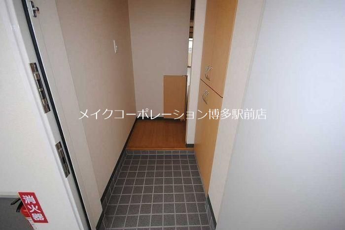 玄関　※室内写真は同物件別部屋引用・現状優先です。