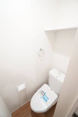 トイレ　※同物件・同タイプの写真です。