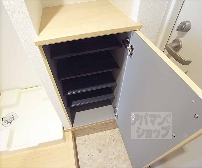 収納　下駄箱です。