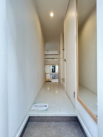 玄関　収納もある玄関です