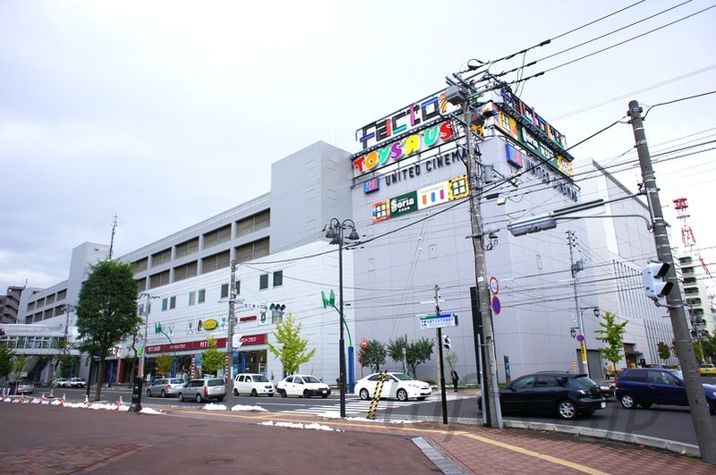 郵便局　サッポロファクトリー内郵便局（郵便局）まで272m