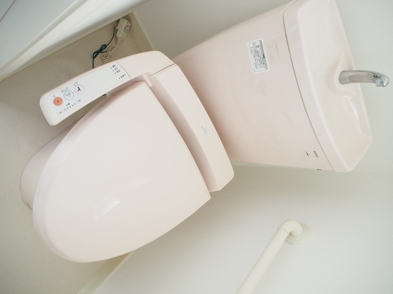 本町五丁目戸建のトイレ写真