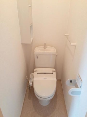 トイレ　ゆったりとした空間のトイレです
