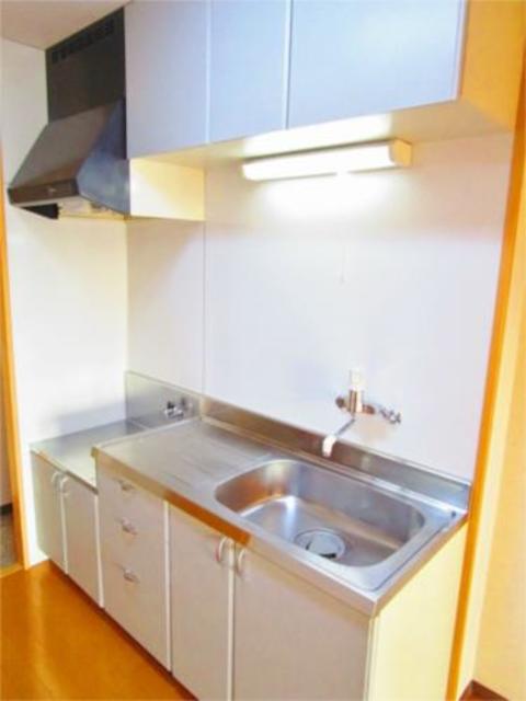 キッチン　別部屋参考写真です