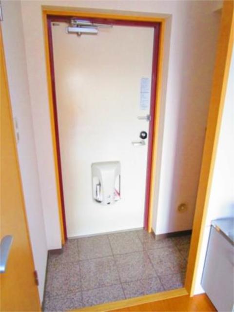玄関　別部屋参考写真です