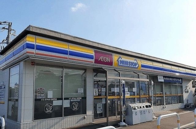コンビニ　ミニストップ（コンビニ）まで1000m