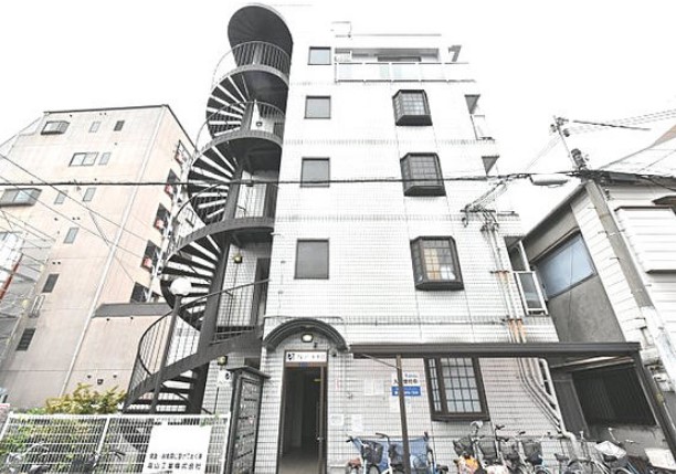 建物外観　しっかりした外観です！