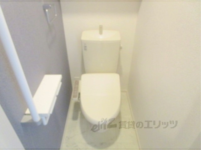 【長浜市高月町高月のアパートのトイレ】