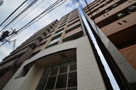エステムプラザ名古屋駅前プライムタワーの建物外観
