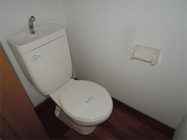 【メゾンエフのトイレ】