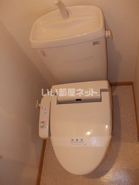 【綾部市味方町のアパートのトイレ】