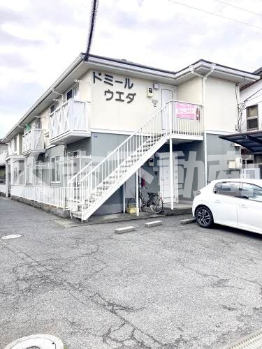 岡山市北区奥田南町のアパートの建物外観