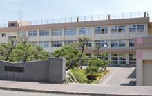 中学校　五十嵐中学校（中学校）まで750m