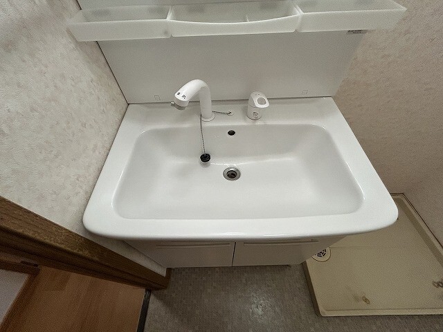 洗面設備　※現況を優先します。