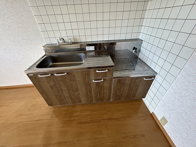 キッチン　※現況を優先します。