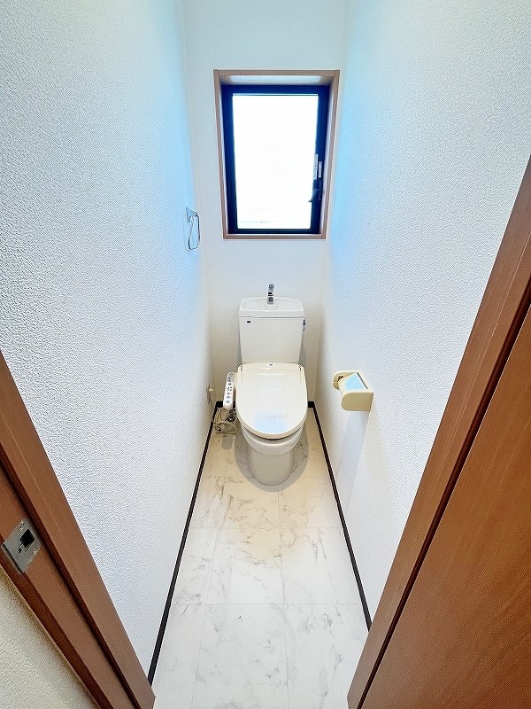 トイレ　★温水洗浄便座トイレ★