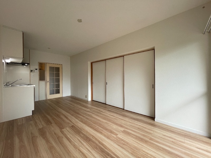 居室・リビング　別号室