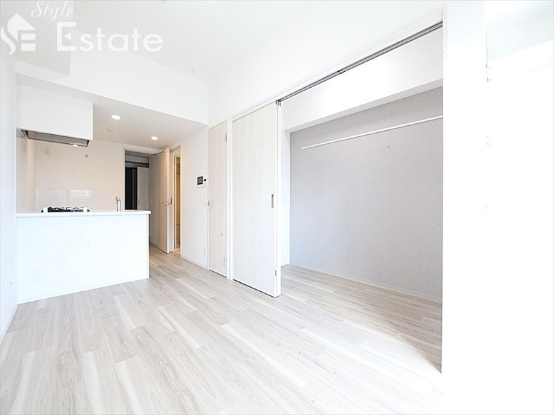 居室・リビング　内装