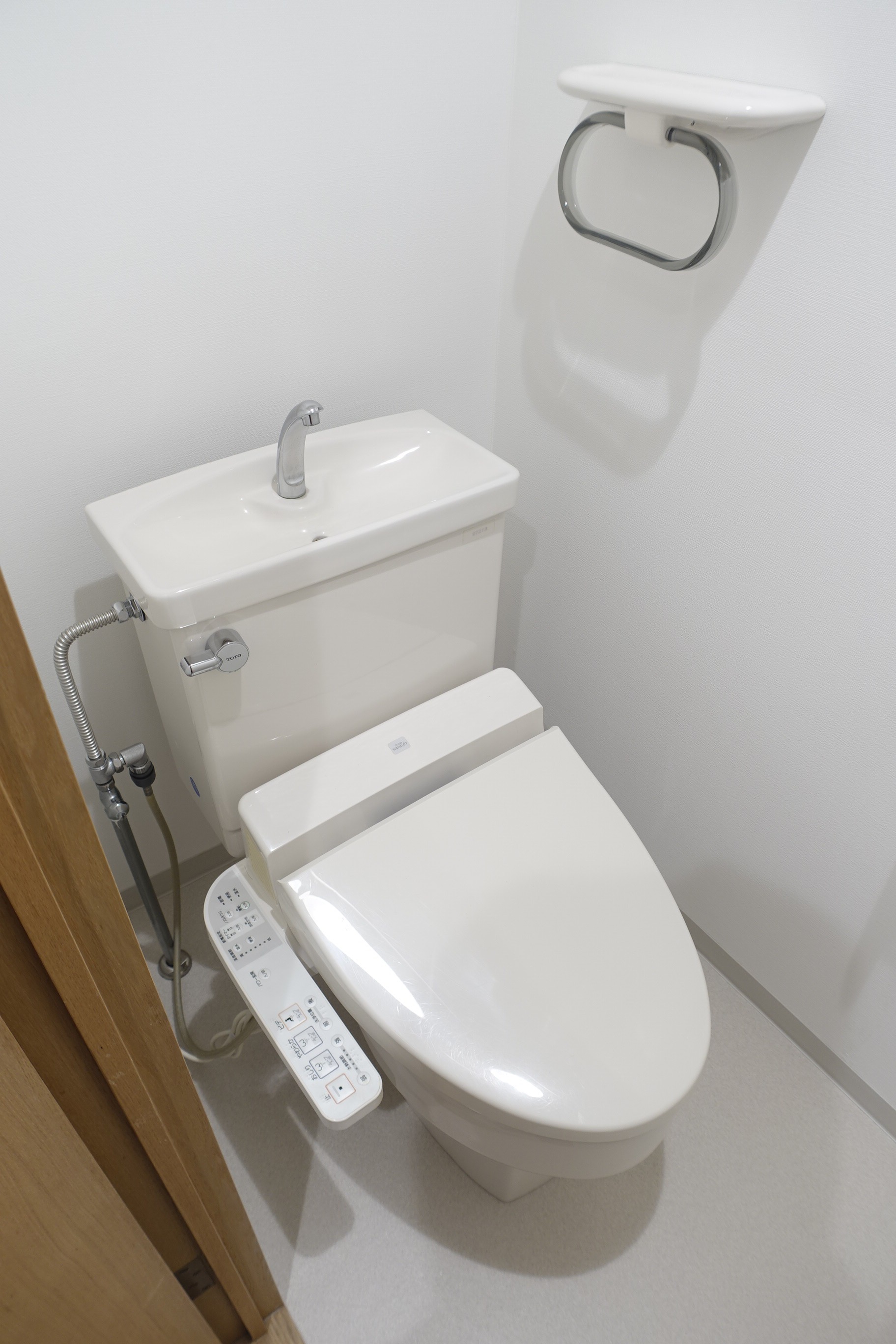 トイレ　別室のお写真になります■ご参考までに