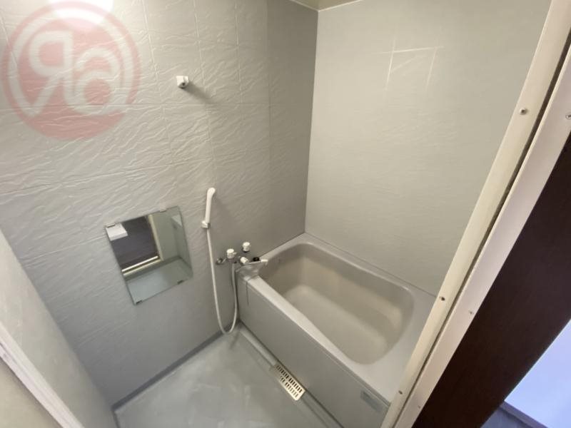 バス・シャワールーム　お風呂で日々の疲れを落としましょう