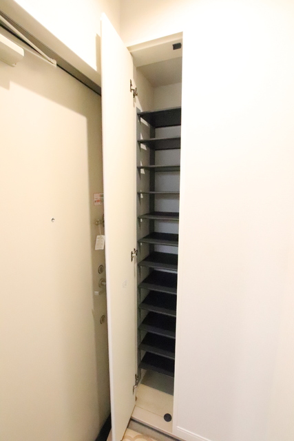 玄関　★シューズボックスです★