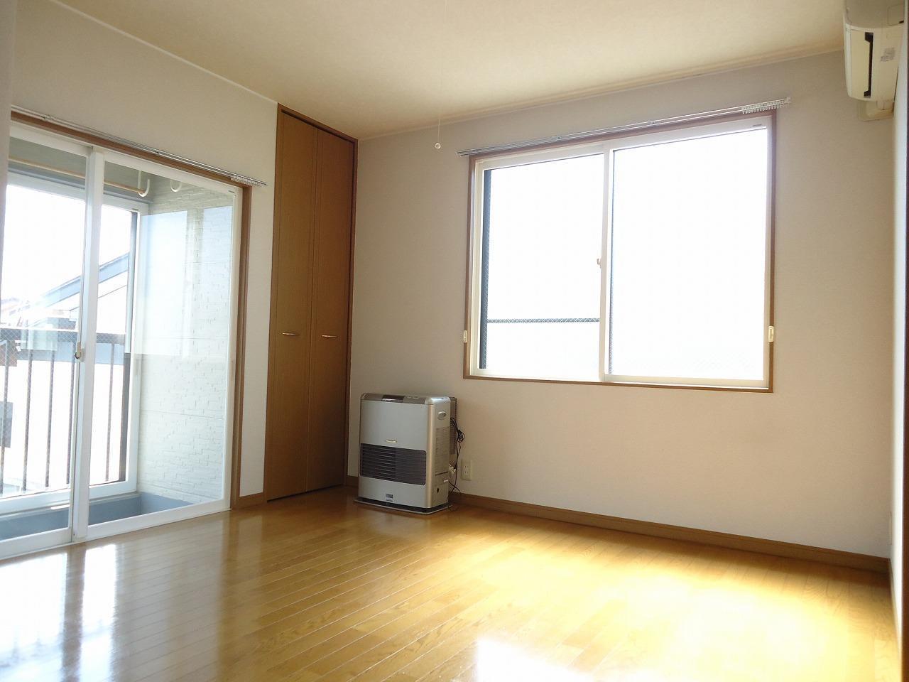 サニーサイド_内装_0