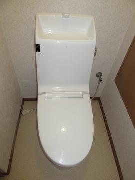 　トイレ　トイレ