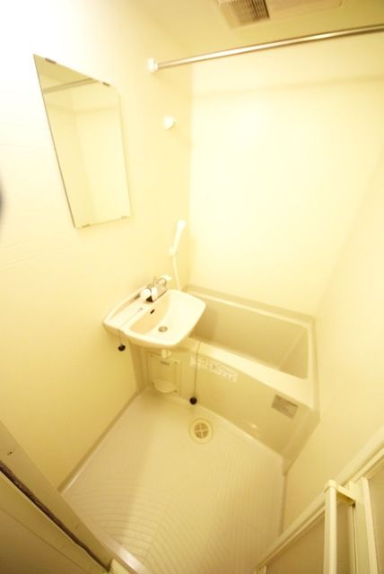 バス・シャワールーム　★お問い合わせはタウンハウジング府中店まで★