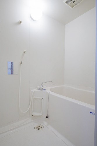 バス・シャワールーム　バス・トイレ別