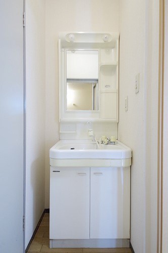 洗面設備　洗髪洗面化粧台