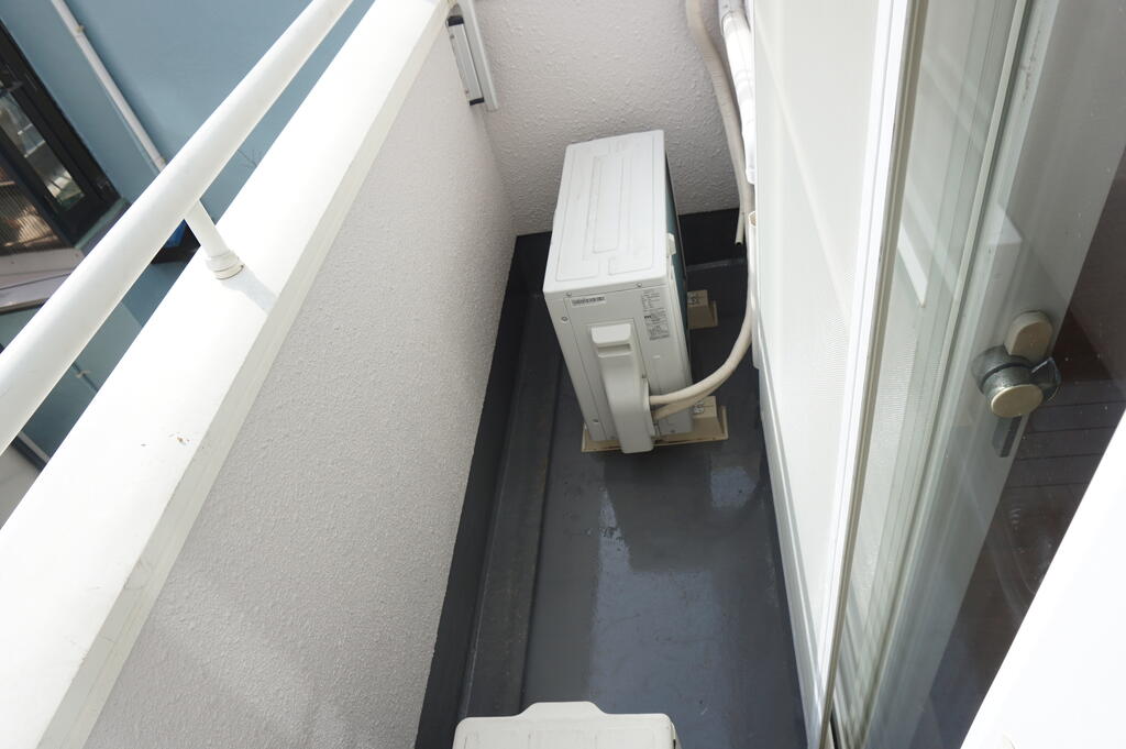 バルコニー　コンパクトなバルコニー