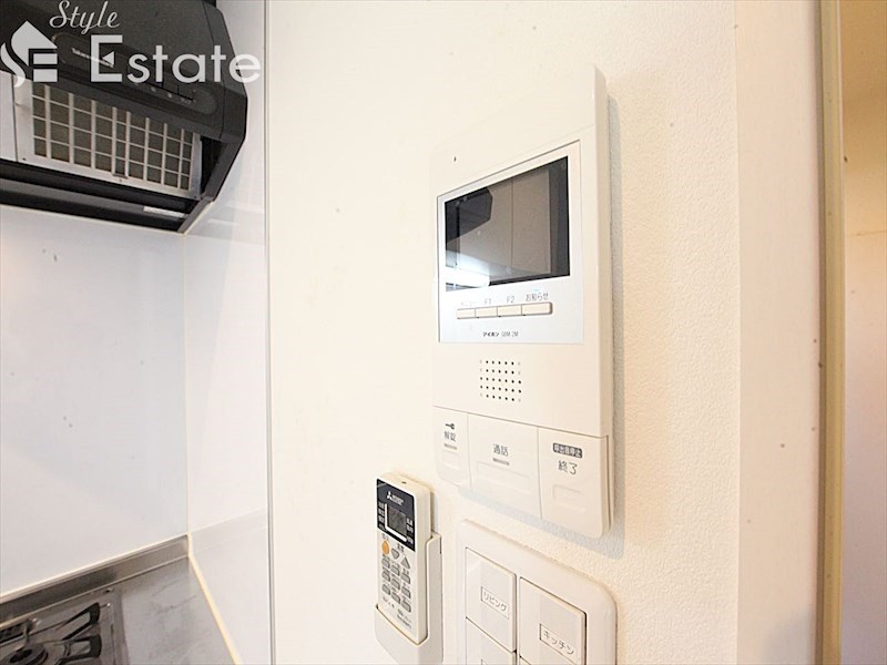 セキュリティ　モニター付きインターホン