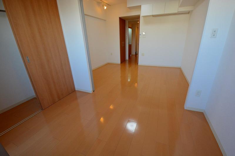 居室・リビング　エアコン付きで初期費用を抑えられます♪